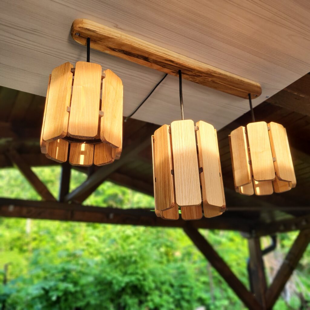 Lampe od drveta